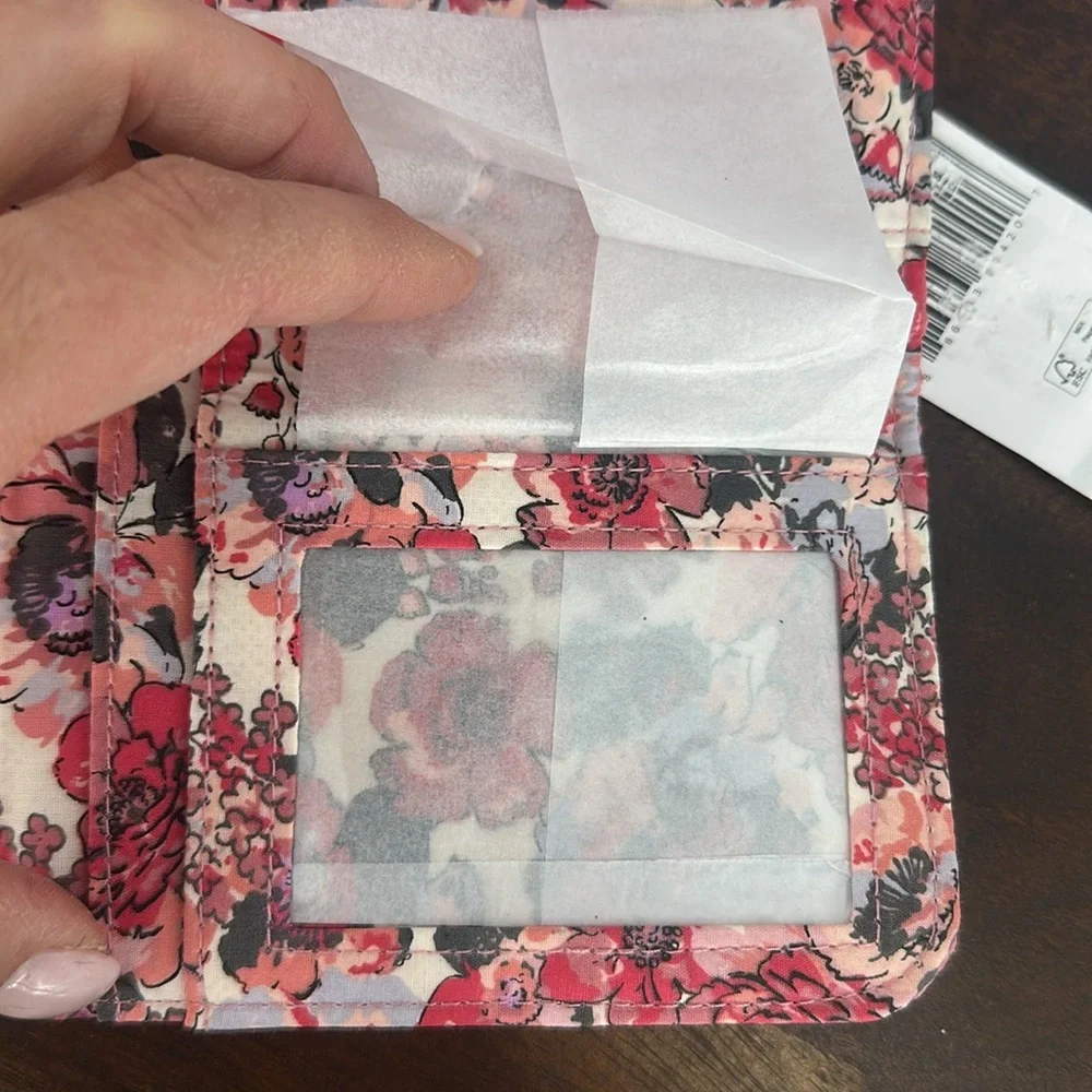 VERA BRADLEY Ultralight RFID Mini Tri-Fold Wallet Snap Closure Strawberry Ice